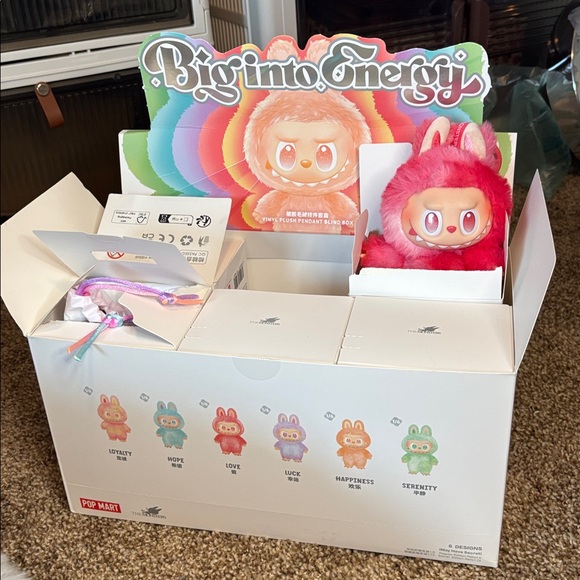 Big into Energy the Monster “love” Labubu bag charm authentic PopMart - Picture 8 of 8